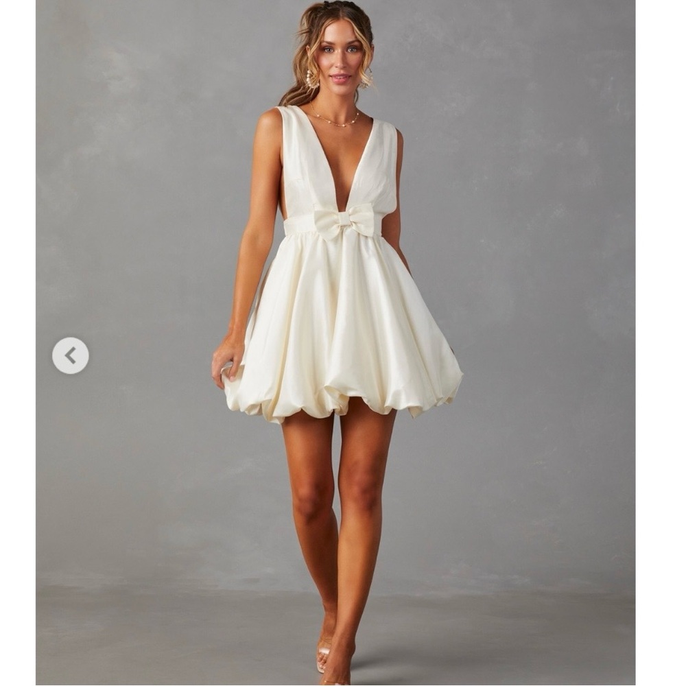 NWT So Sweet Bow Front Mini Dress by Mabel